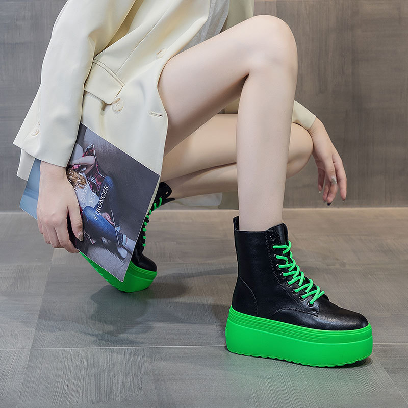 Martin Boots for Women, 2026 Autumn and Winter New Style, Thick-Soled British Style Leather Boots, Trendy Height-Increasing Slim Short Boots with Green Soles