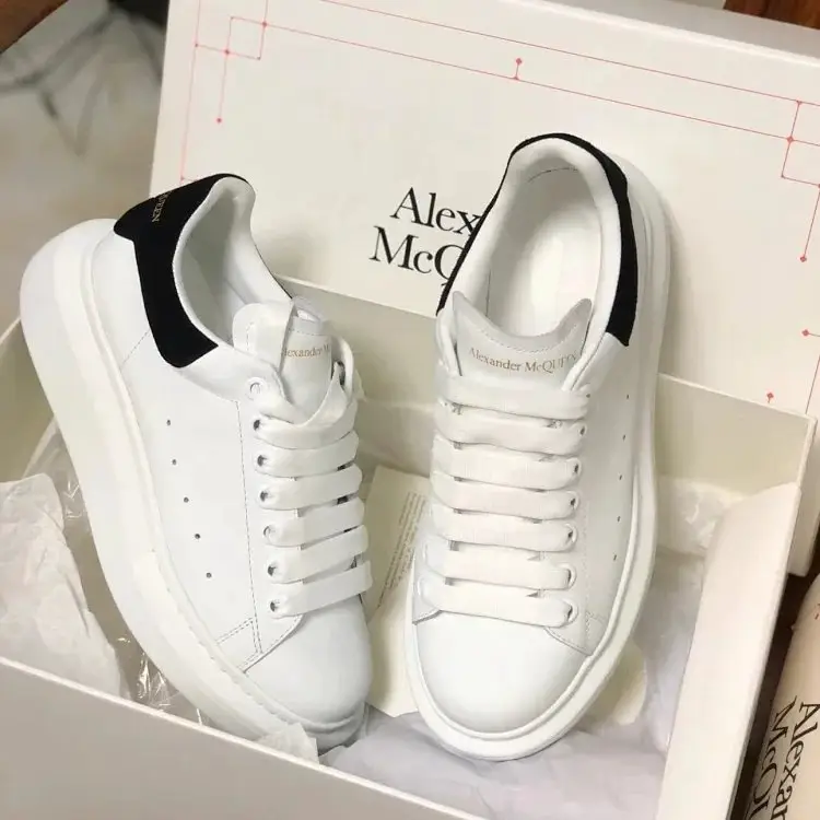 Alexander McQueen Oversized Sneaker White Black