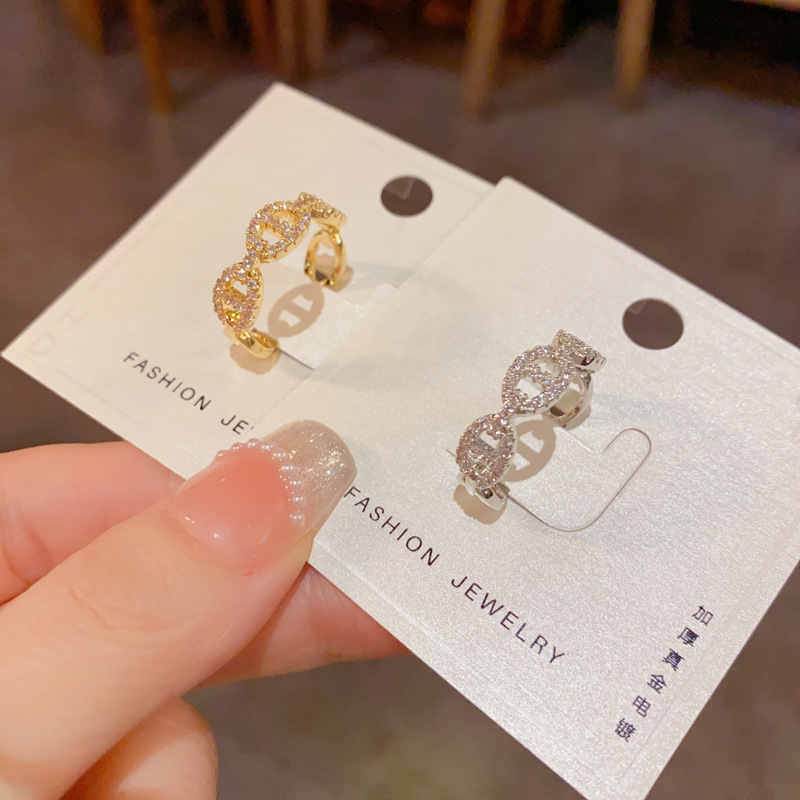 Niche Exquisite Fashion Versatile Full Diamond Pig Nose Open Ring with a Light Luxury, Simple, High-End Feel and Super Sparkling Index Finger Ring