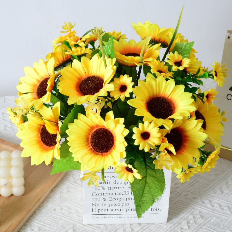 Simulation multi-head sunflower bouquet home wedding hotel decoration sunflower sun chrysanthemum simulation bouquet wholesale