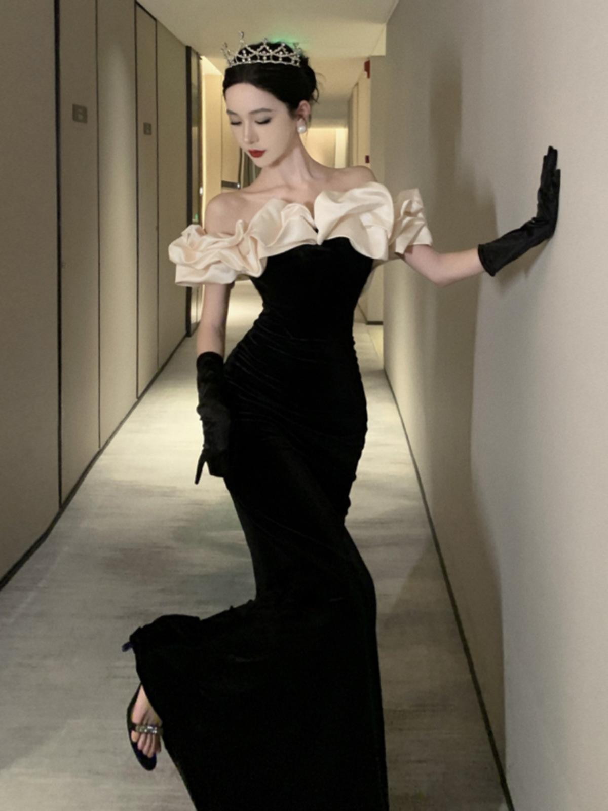 French Velvet Black Evening Dress One-Shoulder Annual Meeting Elegant Slimming Look Celebrity Host Fishtail Long Dress