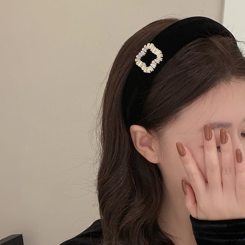 Flash Diamond Square Buckle Velvet Headband Women's Autum Headwear Hairpin Headband High-End Hair Accessories Versatile Popular Headband