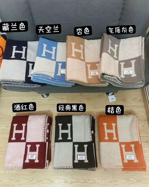 经典H毯子 (%90美利诺羊毛+10%山羊绒)尺寸:长170×宽135厘米