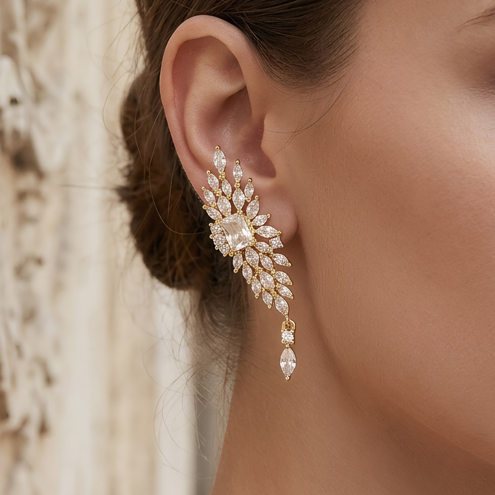 Master Design Sense Ruili Advanced Sense Angel Wings Niche Modern Bone Wings Fashion Light Luxury Zircon Earrings