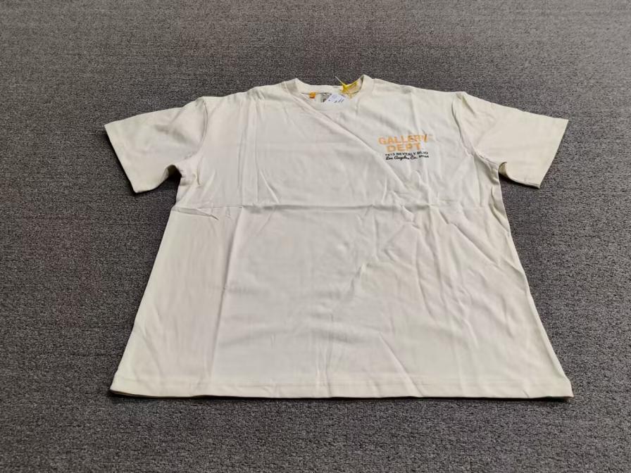 Gallery Dept Beverly Blvd T-Shirt Cream QC