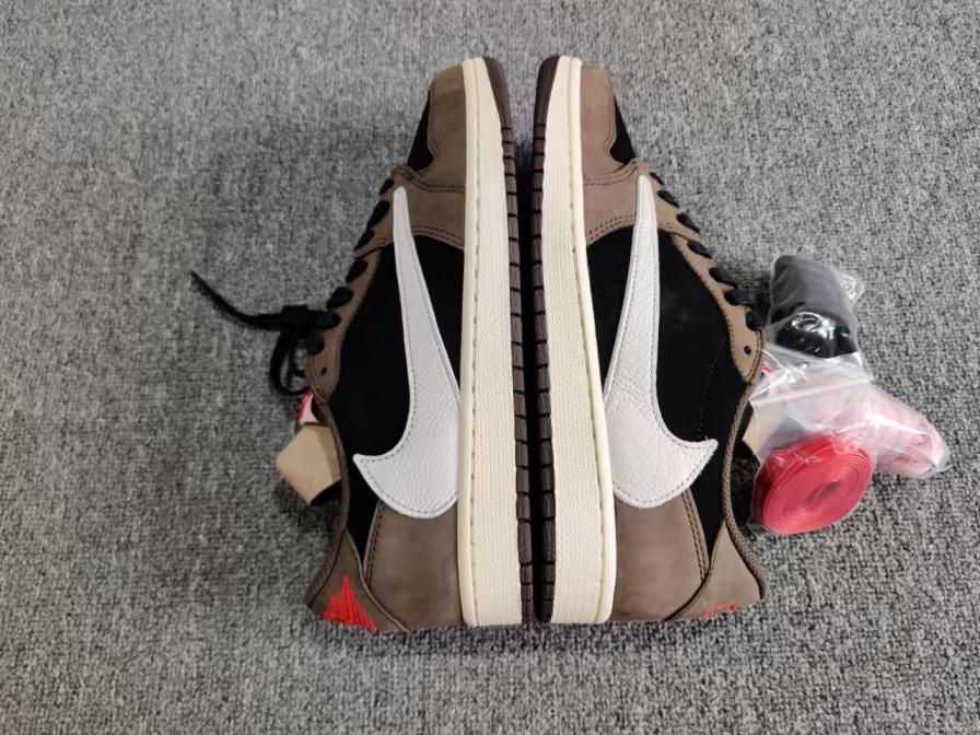 Nike Air Jordan 1 Low Travis Scott QC