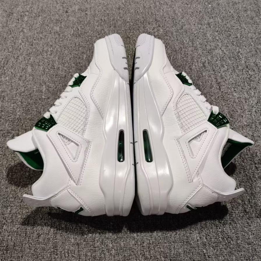 Nike Sneakers QC