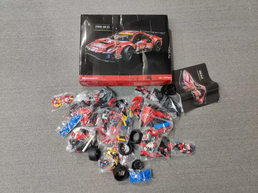 LEGO Technic Ferrari 488 GTE QC
