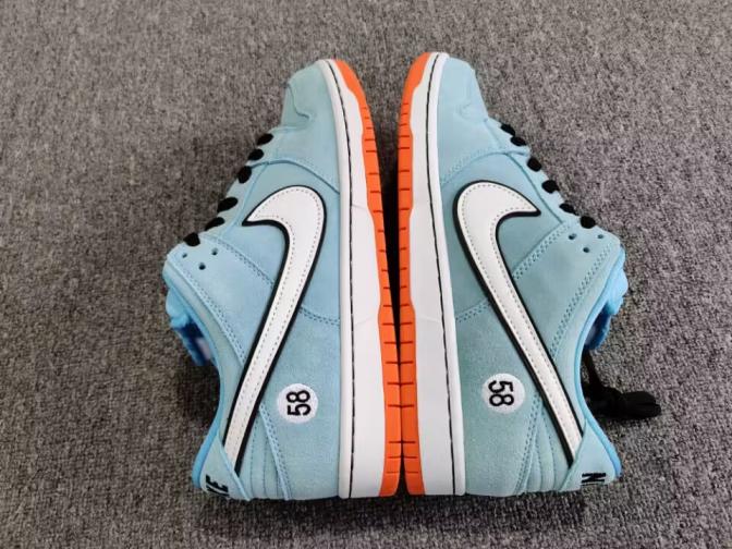 Nike Sneakers QC