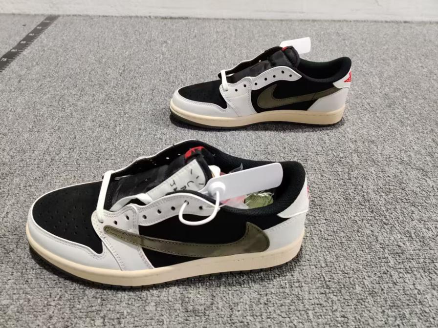 Nike Sneakers QC