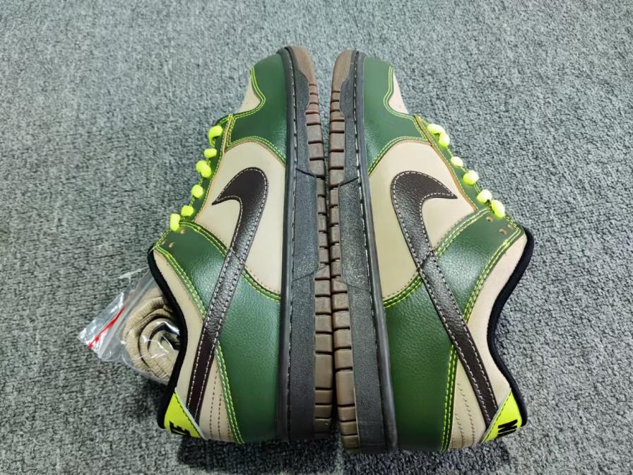 Nike Sneakers QC