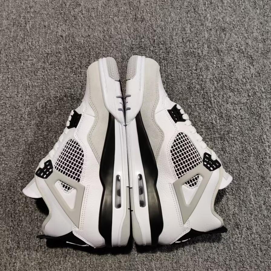Nike Sneakers QC