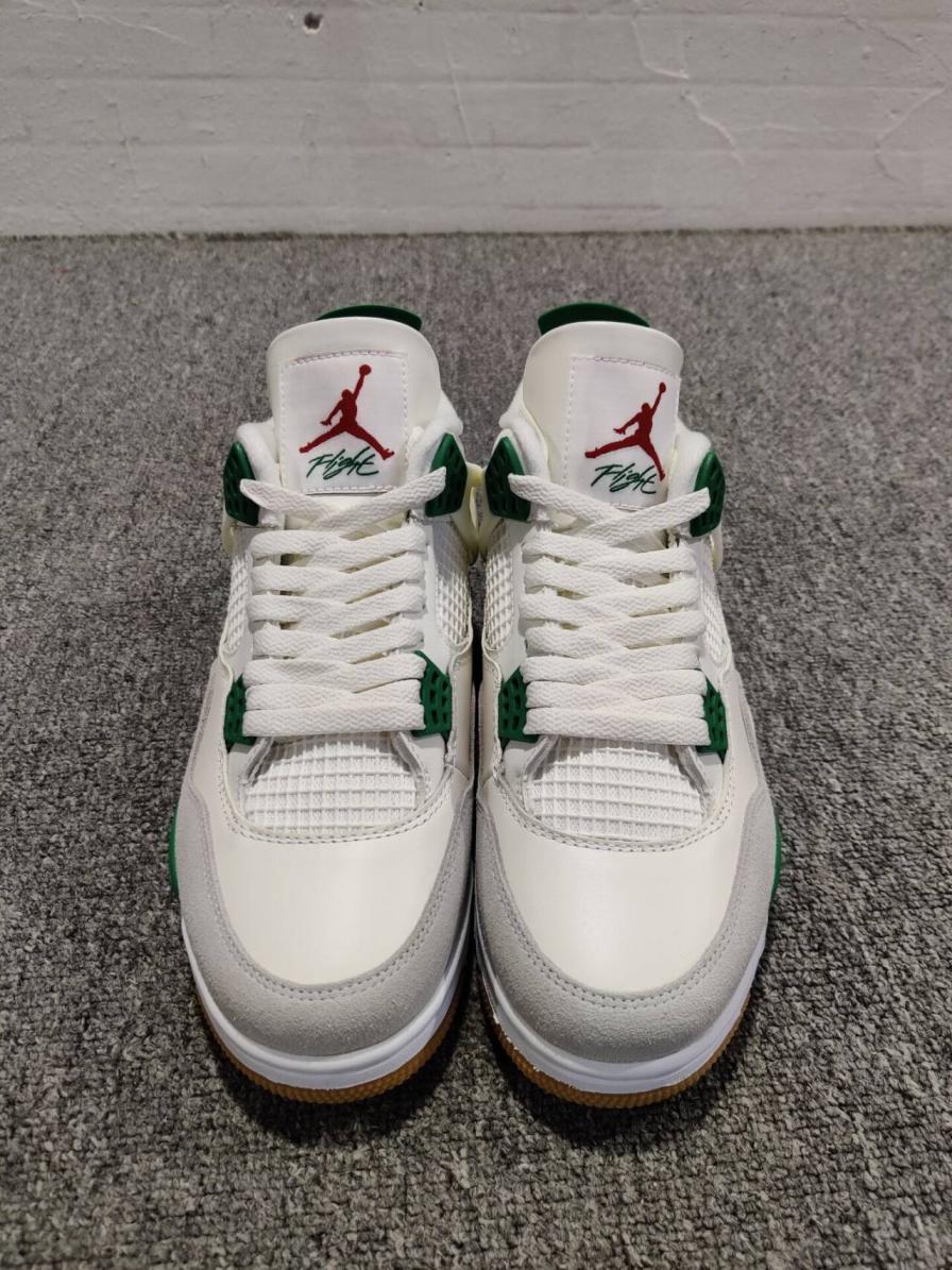 Nike Sneakers — foto QC 3