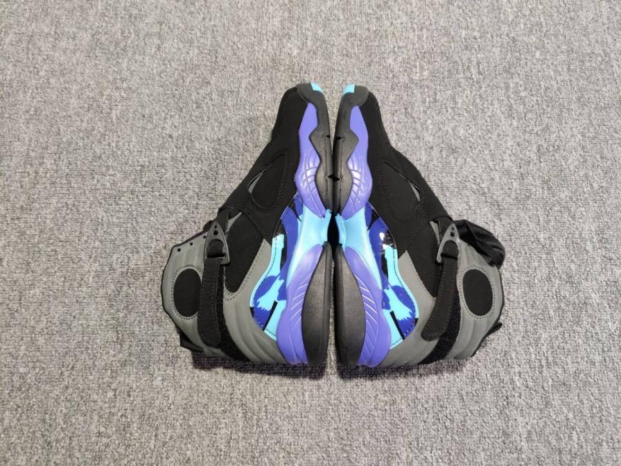 Nike Sneakers QC
