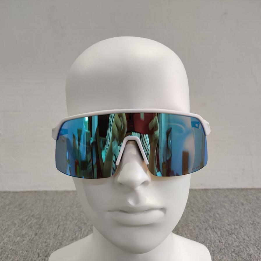 Oakley Sutro OO9463-1439 Sunglasses QC