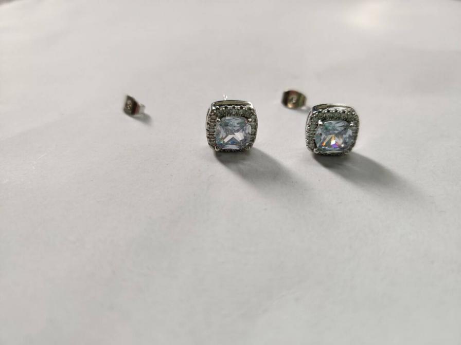 Unknown Accessories QC