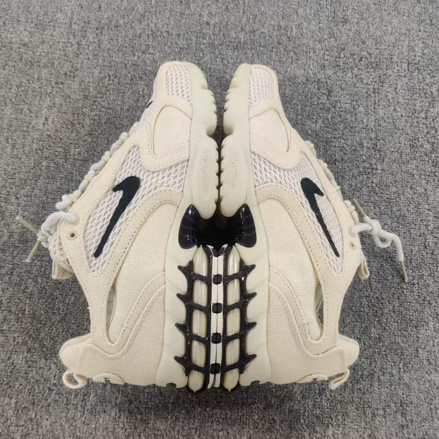 Nike Sneakers QC