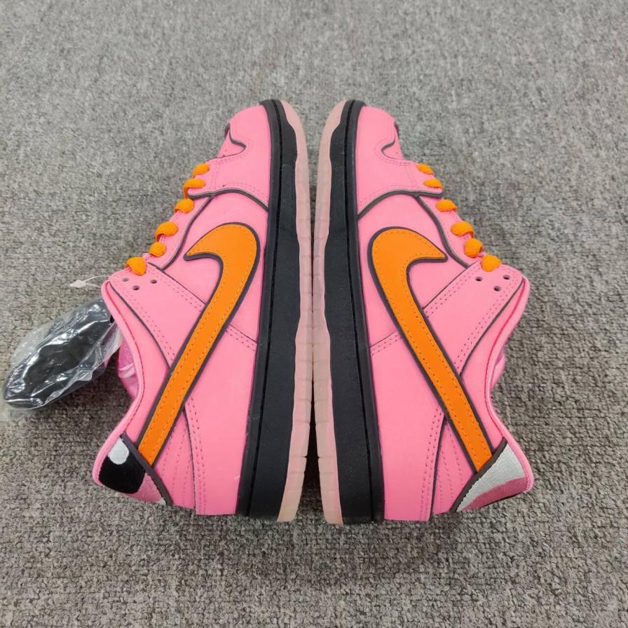 Nike SB Dunk Low Pink Orange Sneakers QC