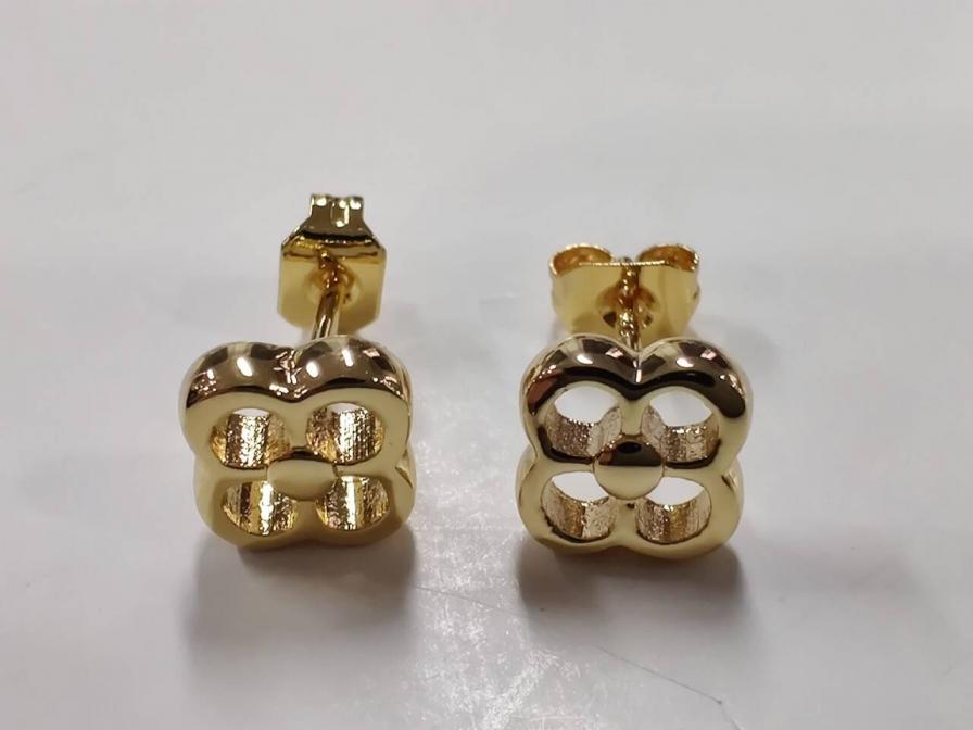 Louis Vuitton Accessories QC