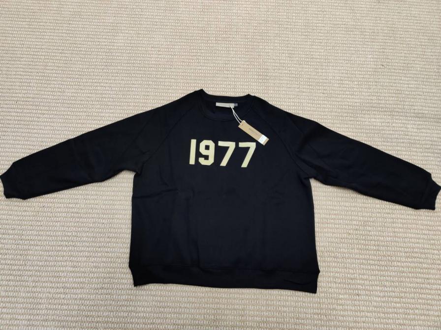Essentials Fear of God 1977 Black Sweatshirt QC