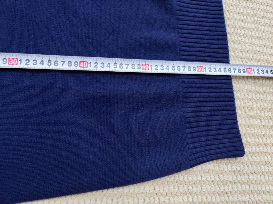 Ami Paris Blue Sweater with White Heart Logo — foto QC 2