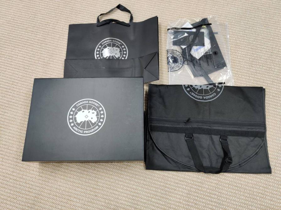 Canada Goose Accessories QC