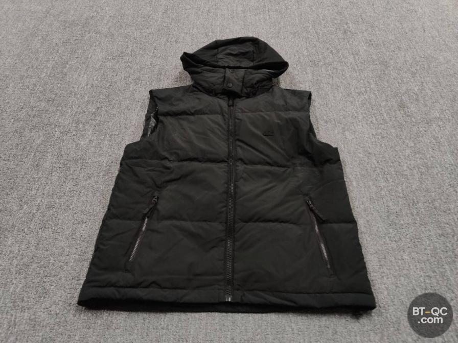 Lacoste Black Puffer Vest QC