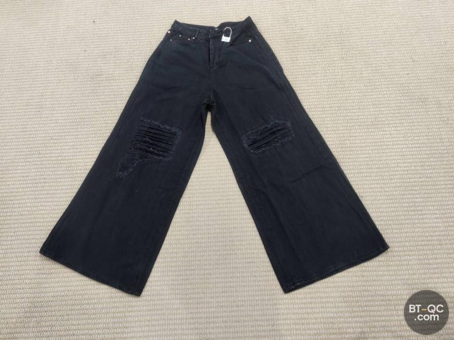 Vetements Pants QC