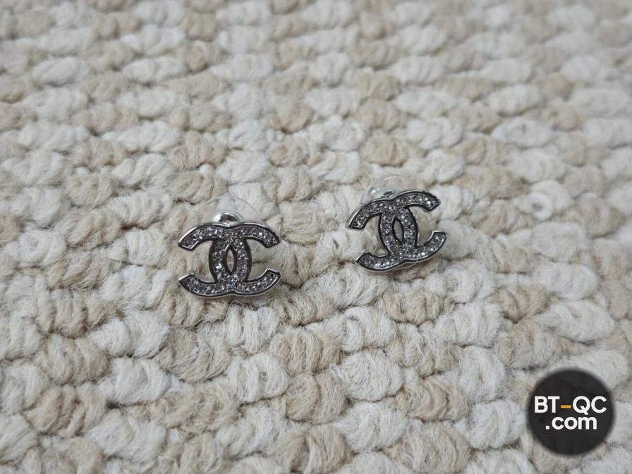 Chanel Accessories QC
