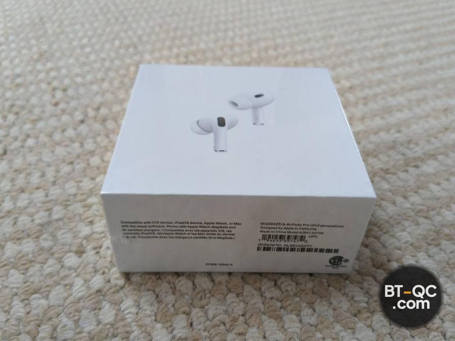 Apple AirPods Pro 2nd Generation with MagSafe Charging Case QC
