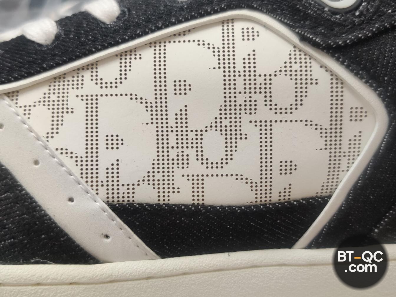 Dior B23 Sneakers Black White — QC-Foto 3