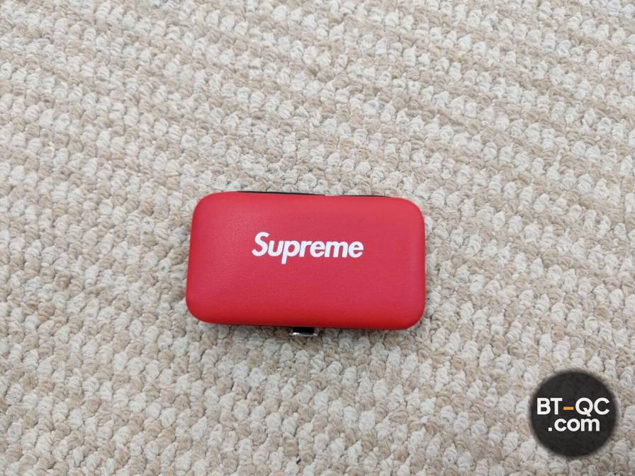 Supreme Accessories QC