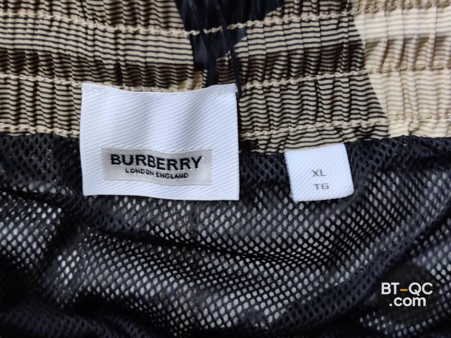 Burberry Check Swim Shorts — QC-foto 3