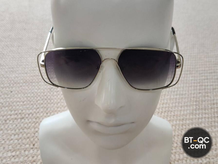 Loewe LW5130S 004 Sunglasses QC