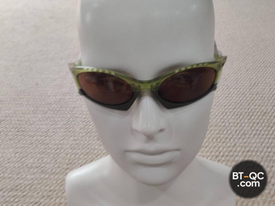 Oakley Glasses QC