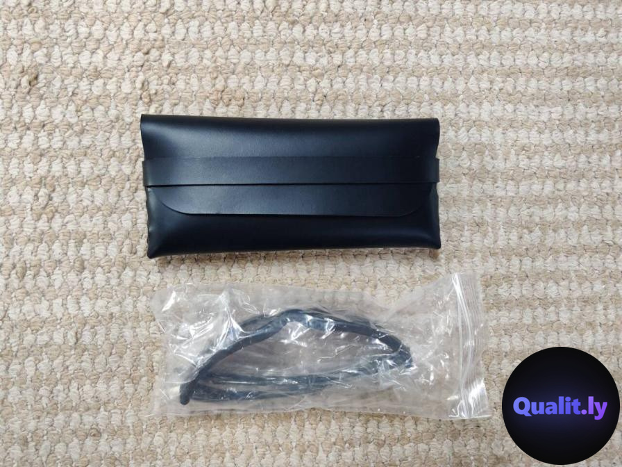 Oakley Glasses — QC-Foto 2