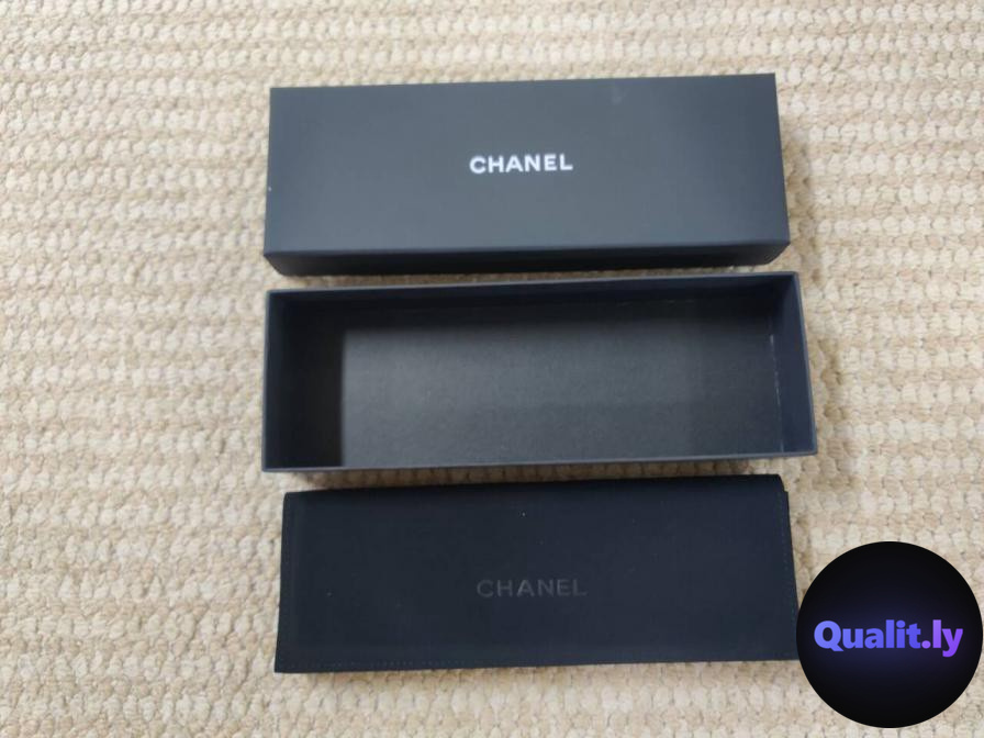 Chanel Accessories QC