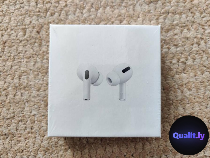 Apple AirPods Pro Wireless Charging Case QC