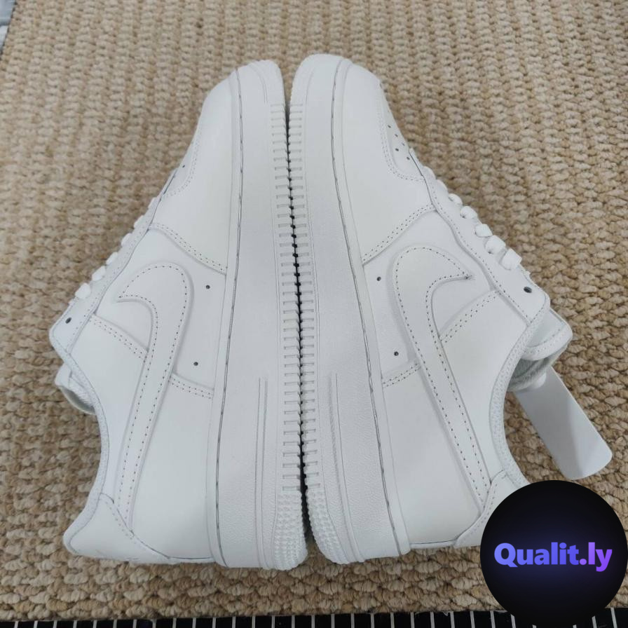 Nike Air Force 1 Sneakers White QC
