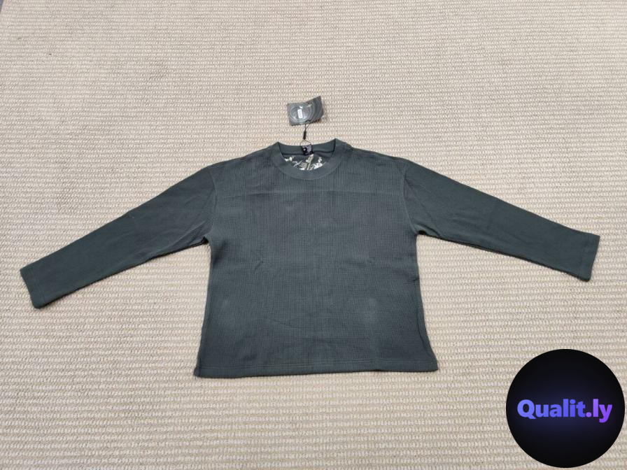 derschutze Shirts QC
