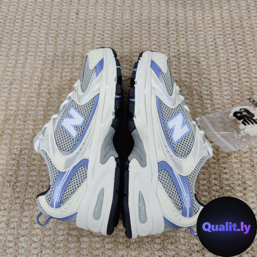 New Balance Sneakers QC