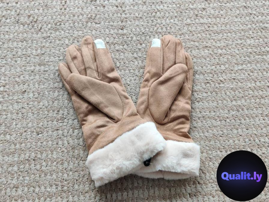 Uggs Accessories QC