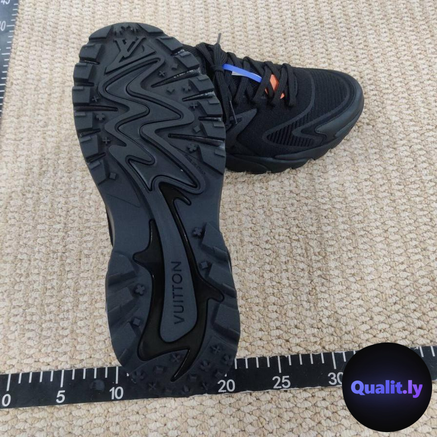 Louis Vuitton Sneakers QC