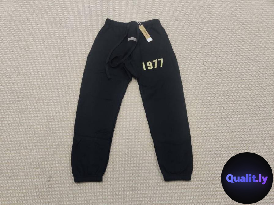 Essentials Tracksuits QC