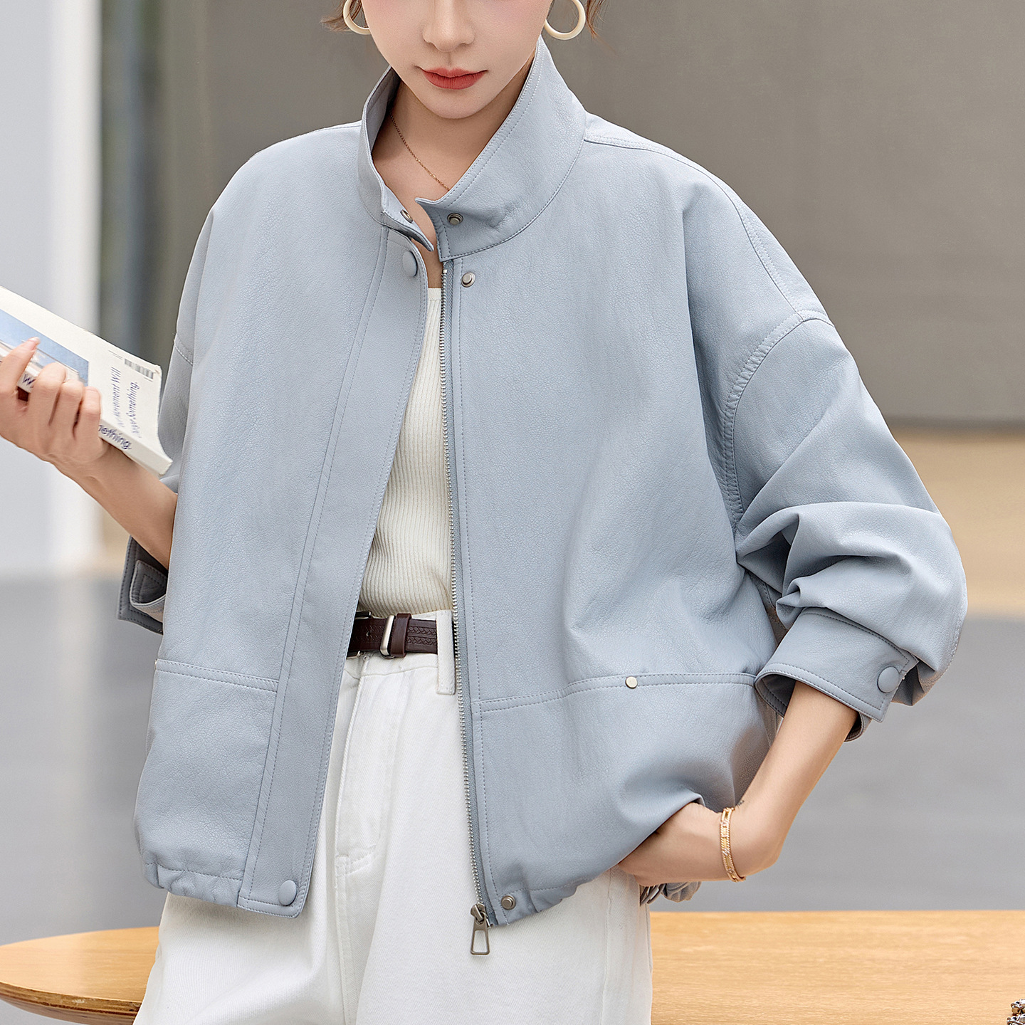 High-End Blue Stand-Collar Leather Jacket for Women, 2026 Spring New Style, Retro Casual Chic Pu Leather Jacket for Petite Figures