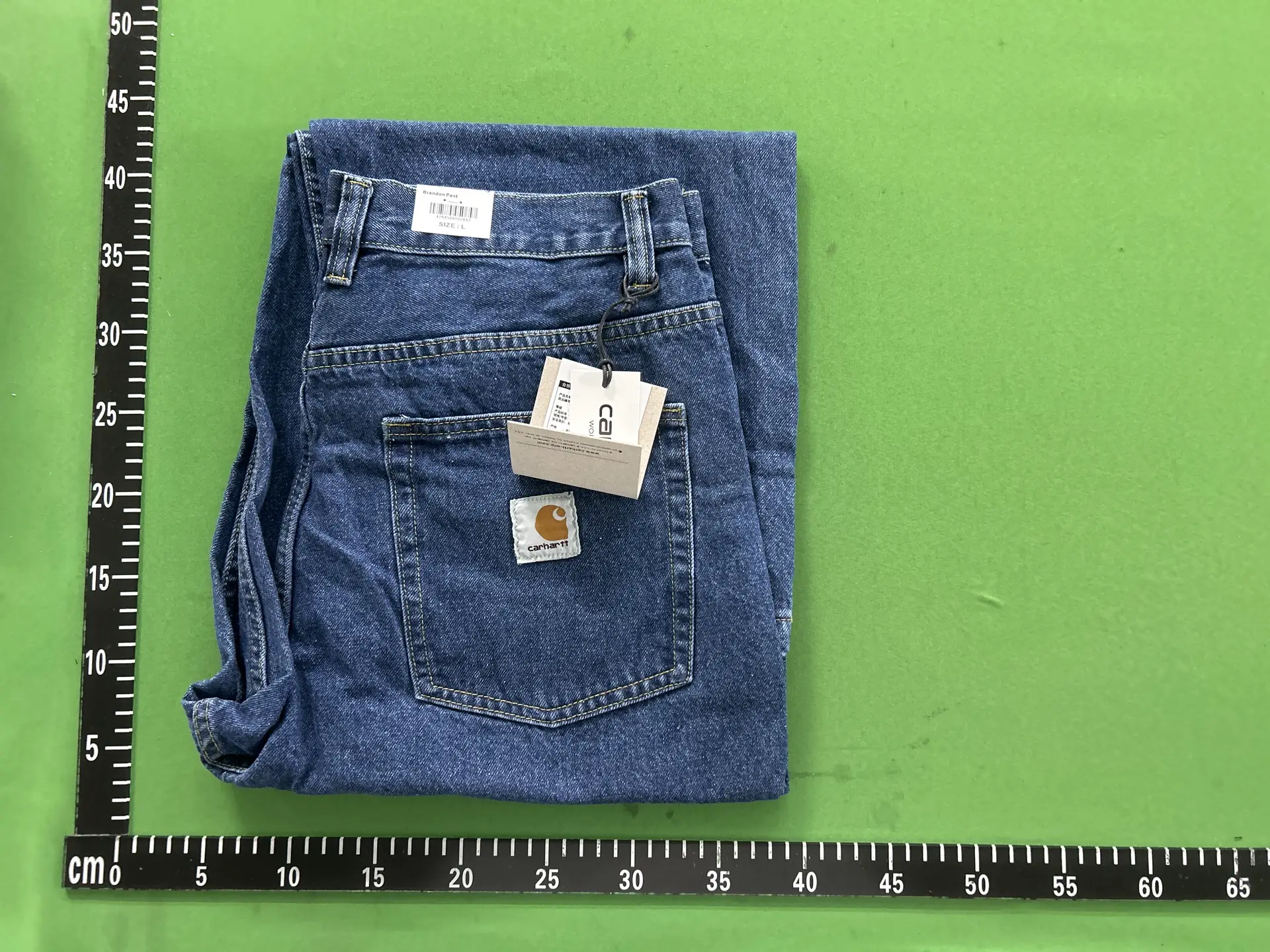 Front Pure White, Back Pocket with White Patch, Yellow Spiral Pattern Underneath, Three-Color Jeans 55013027