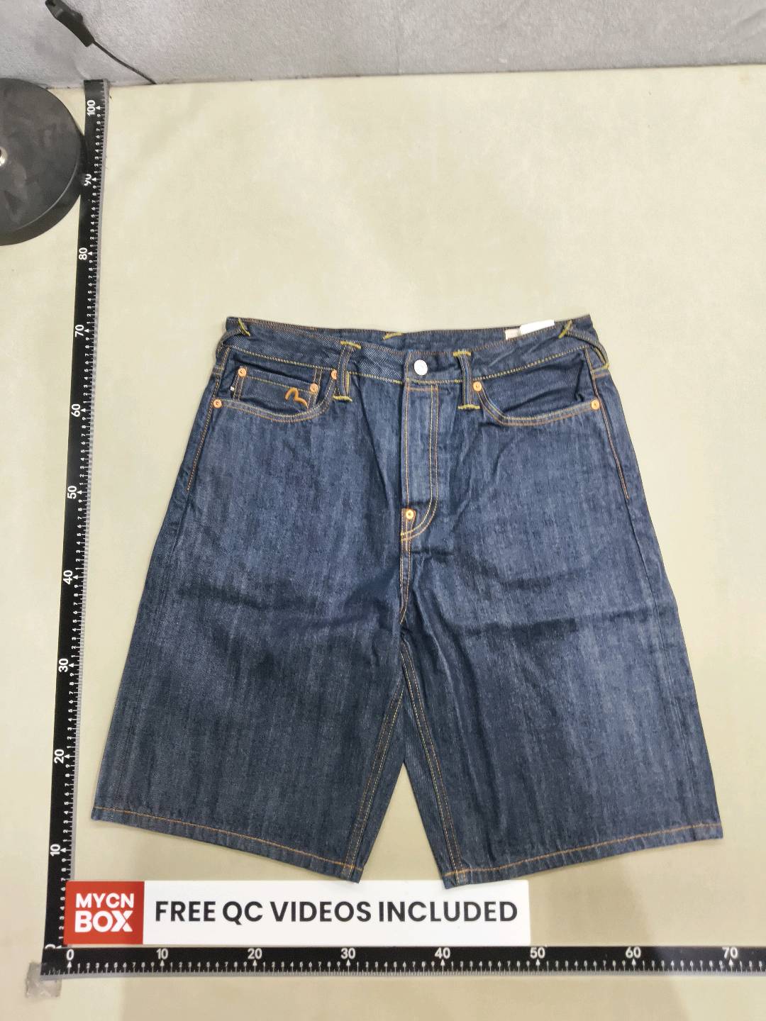Evisu x Palace Stock Raw Denim Shorts Size 32 — foto QC 2