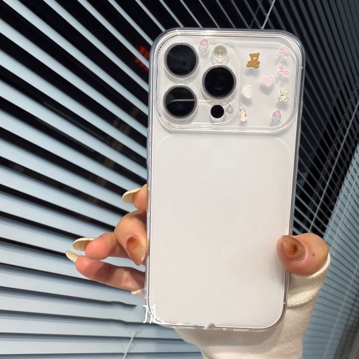Cow Kitty Large Window Case Instantly Transforms into 17, Suitable for Apple 17 Pro Phone Case, 16, 15, 14 Pro, Anti-Drop, 12 Soft Case