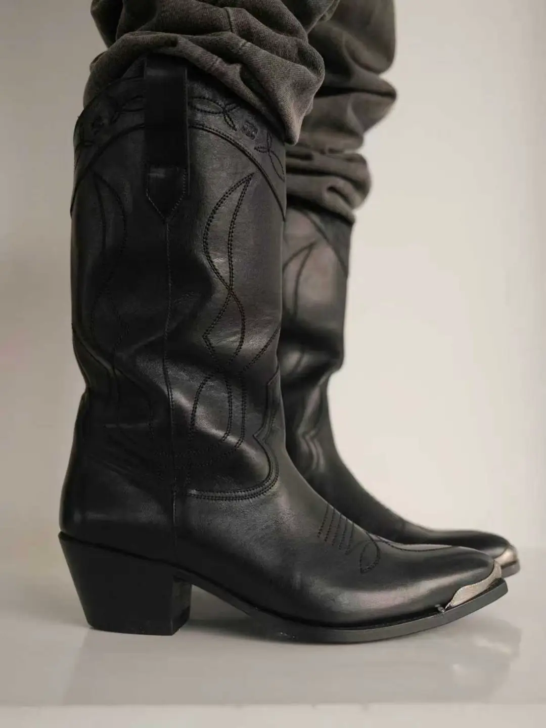 Black Retro Metal Pointed Embroidered Totem Fashion Boots, Unisex, Double-Strap Chunky Heel, Thick-Soled Height-Increasing Short Boots