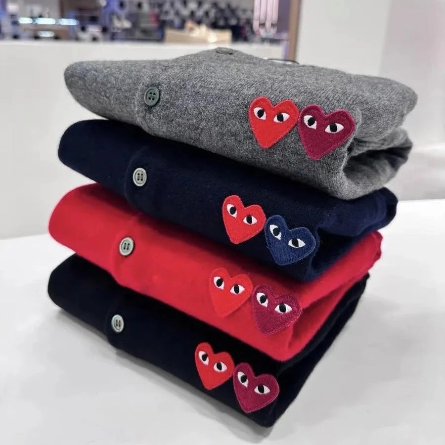 CD Heart Sweater photo QC de WEIDIAN sur Qualit.ly